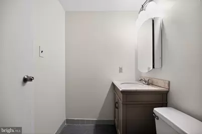 234 N 3rd Street #403, Philadelphia, PA 19106 - Photo 16