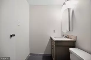 234 N 3rd St, Philadelphia, PA 19106 - Photo 16