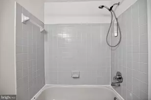 234 N 3rd St, Philadelphia, PA 19106 - Photo 18