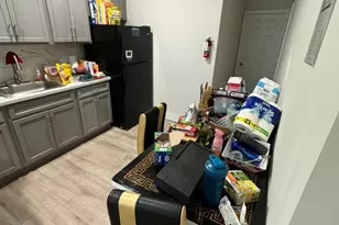 2512 N Corlies St, Philadelphia, PA 19132 - Photo 4