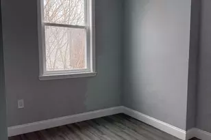 2013 S Croskey St, Philadelphia, PA 19145 - Photo 16