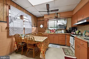 1123 Wolf St, Philadelphia, PA 19148 - Photo 12