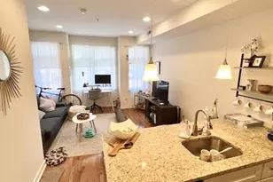 806 N 19th St, Philadelphia, PA 19130 - Photo 4