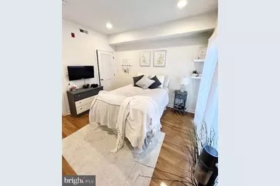 806 N 19th Street #B, Philadelphia, PA 19130 - Photo 8