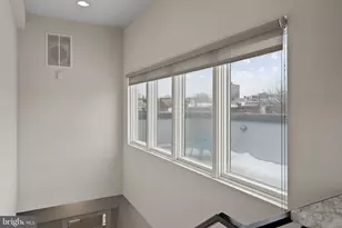 967 N Randolph St, Philadelphia, PA 19123 - Photo 42