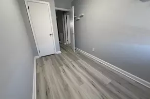 1717 Danforth St, Philadelphia, PA 19152 - Photo 6