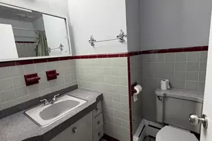 1717 Danforth St, Philadelphia, PA 19152 - Photo 4