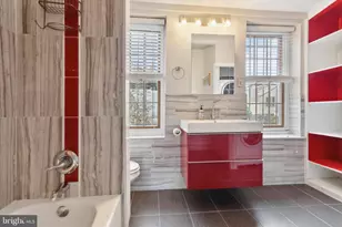 357 Reno St, Philadelphia, PA 19123 - Photo 12