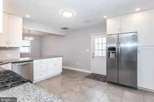 2865 Norcom Rd, Philadelphia, PA 19154 - Photo 10