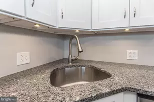 2865 Norcom Rd, Philadelphia, PA 19154 - Photo 14