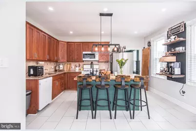 8027 Rowland, Philadelphia, PA 19136 - Photo 10