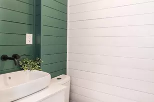 8027 Rowland, Philadelphia, PA 19136 - Photo 18