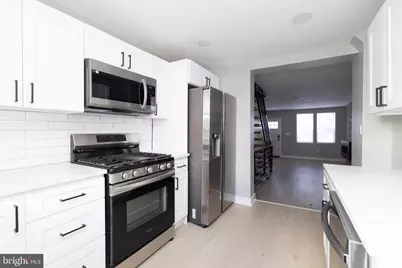 1725 W Thompson Street, Philadelphia, PA 19121 - Photo 8