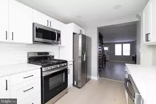 1725 W Thompson St, Philadelphia, PA 19121 - Photo 8