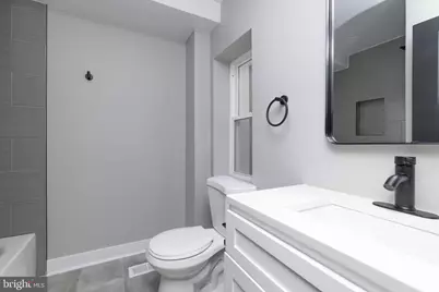 1725 W Thompson Street, Philadelphia, PA 19121 - Photo 14