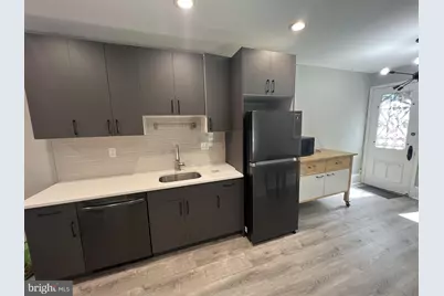 1206 Saint James Street, Philadelphia, PA 19107 - Photo 6