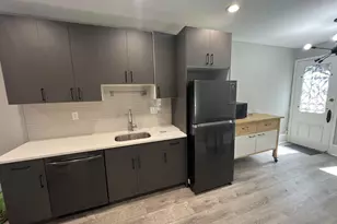 1206 St James St, Philadelphia, PA 19107 - Photo 6