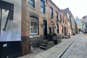 1206 St James St, Philadelphia, PA 19107 - Photo 2