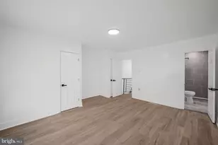 7335 E Walnut Ln, Philadelphia, PA 19138 - Photo 18