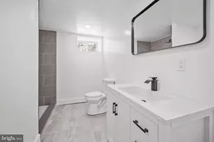 7335 E Walnut Ln, Philadelphia, PA 19138 - Photo 22