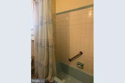 2417 S American Street, Philadelphia, PA 19148 - Photo 16