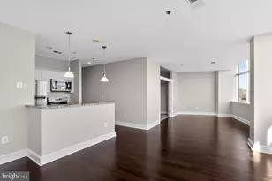 201 N 8th St, Philadelphia, PA 19106 - Photo 2