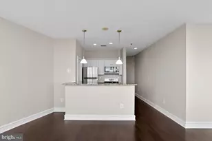 201 N 8th St, Philadelphia, PA 19106 - Photo 16