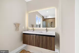 1032 S Randolph St, Philadelphia, PA 19147 - Photo 18