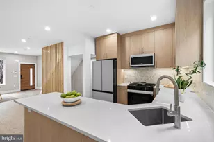 1032 S Randolph St, Philadelphia, PA 19147 - Photo 6