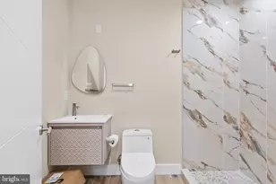 1031 S Fairhill St, Philadelphia, PA 19147 - Photo 24