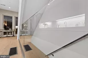 1031 S Fairhill St, Philadelphia, PA 19147 - Photo 6