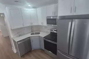 1821 E Oakdale St, Philadelphia, PA 19125 - Photo 1