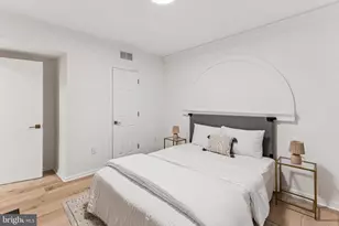 2504 E York St, Philadelphia, PA 19125 - Photo 32