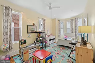 4420 Locust St, Philadelphia, PA 19104 - Photo 14