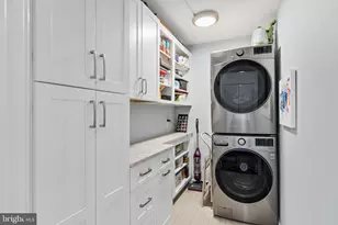 2401 Pennsylvania Ave, Philadelphia, PA 19130 - Photo 18