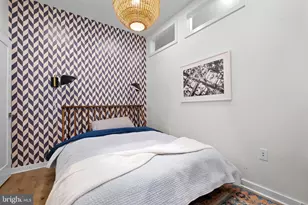 807 S 6th St, Philadelphia, PA 19147 - Photo 22