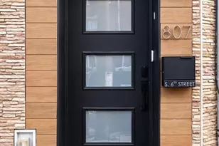 807 S 6th St, Philadelphia, PA 19147 - Photo 44