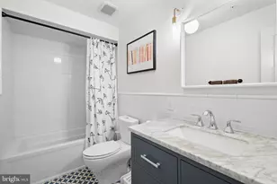 807 S 6th St, Philadelphia, PA 19147 - Photo 36