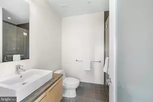 210 W Washington Square, Philadelphia, PA 19106 - Photo 38