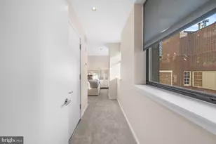 210 W Washington Square, Philadelphia, PA 19106 - Photo 34