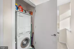 210 W Washington Square, Philadelphia, PA 19106 - Photo 36