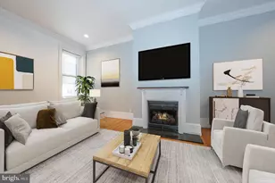 1726 Wallace St, Philadelphia, PA 19130 - Photo 2