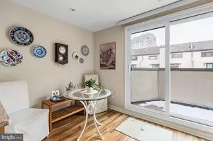 214 N 22nd St, Philadelphia, PA 19103 - Photo 14