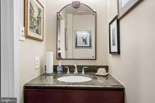 214 N 22nd St, Philadelphia, PA 19103 - Photo 16