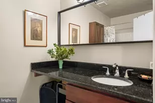 214 N 22nd St, Philadelphia, PA 19103 - Photo 20