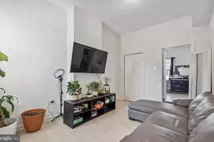 2606 W Girard Ave, Philadelphia, PA 19130 - Photo 24