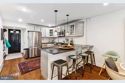 2431 Christian Street, Philadelphia, PA 19146 - Photo 14