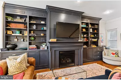 2431 Christian Street, Philadelphia, PA 19146 - Photo 1