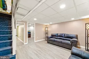 7909 Ditman St, Philadelphia, PA 19136 - Photo 32