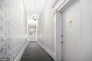 1008 Spruce St, Philadelphia, PA 19107 - Photo 28